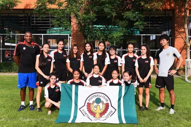 库里缺阵汤普森32分库明加21+10 勇士轻取爵士