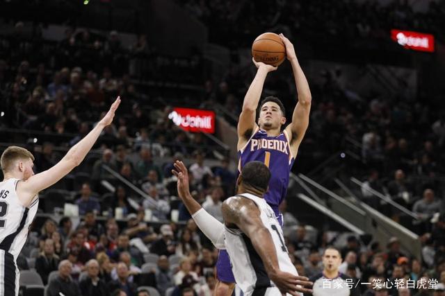 拜仁后卫阿方索酒驾被抓 吊销驾照+禁赛一个月