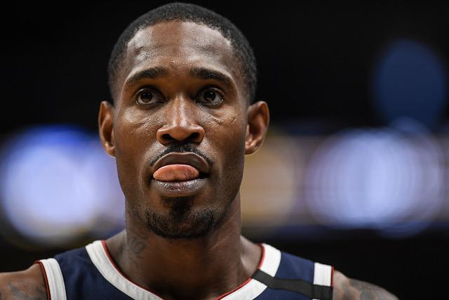 文班亚马33+15马刺险胜篮网 绿军屠奇才5连胜