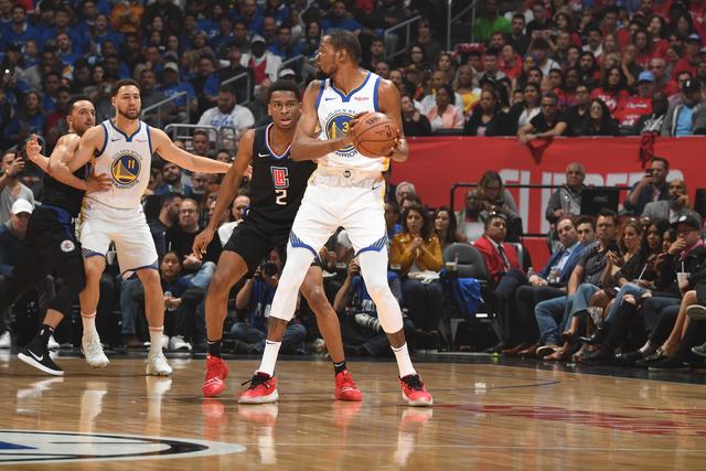 穆雷37分掘金大胜爵士 艾顿30+19开拓者胜猛龙